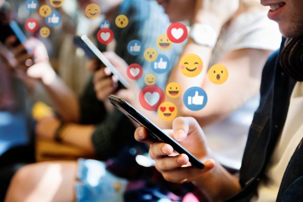 social media 