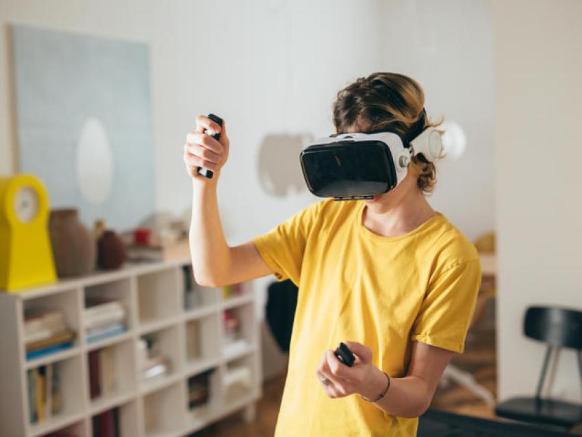 Teen on VR Headset